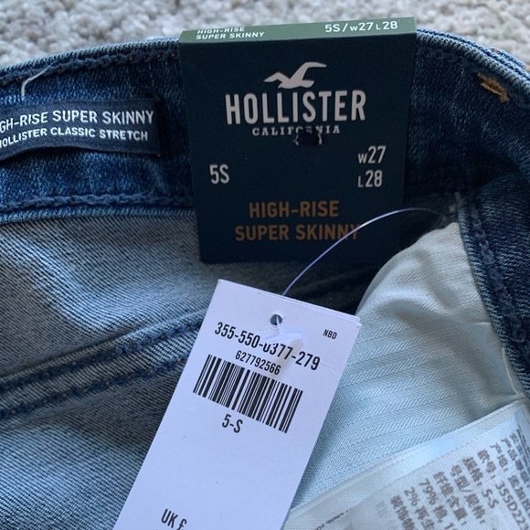 Hollister High-Rise Super Skinny Jeans - Picture 4 of 8